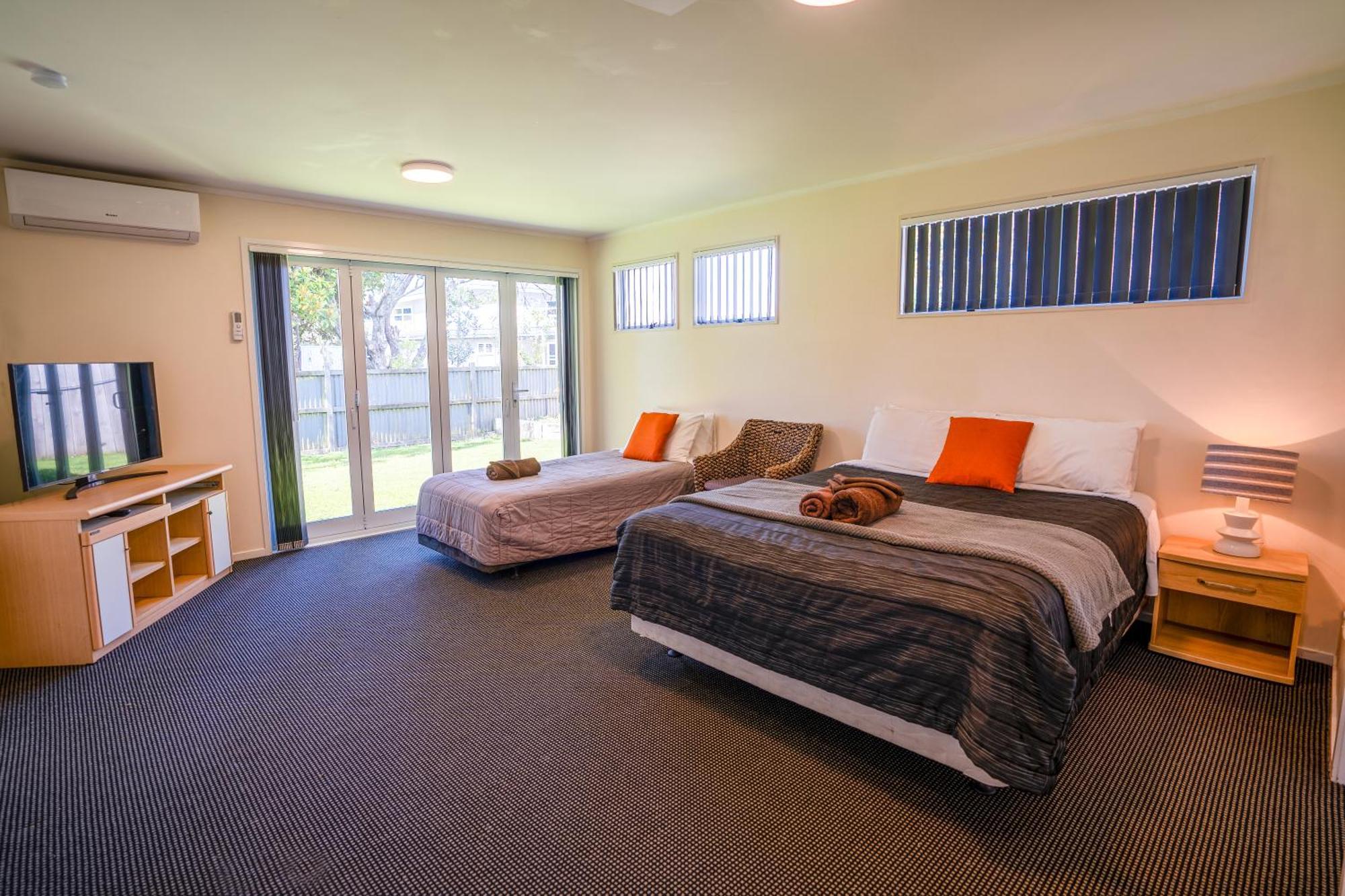 Colonial On Gladstone Motel Gisborne Exterior photo